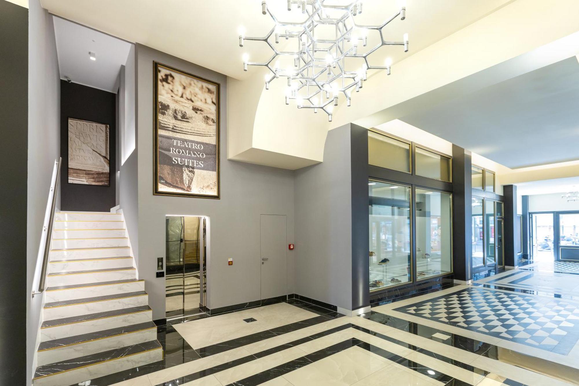 Teatro Romano Exclusive Suites Triëst Buitenkant foto